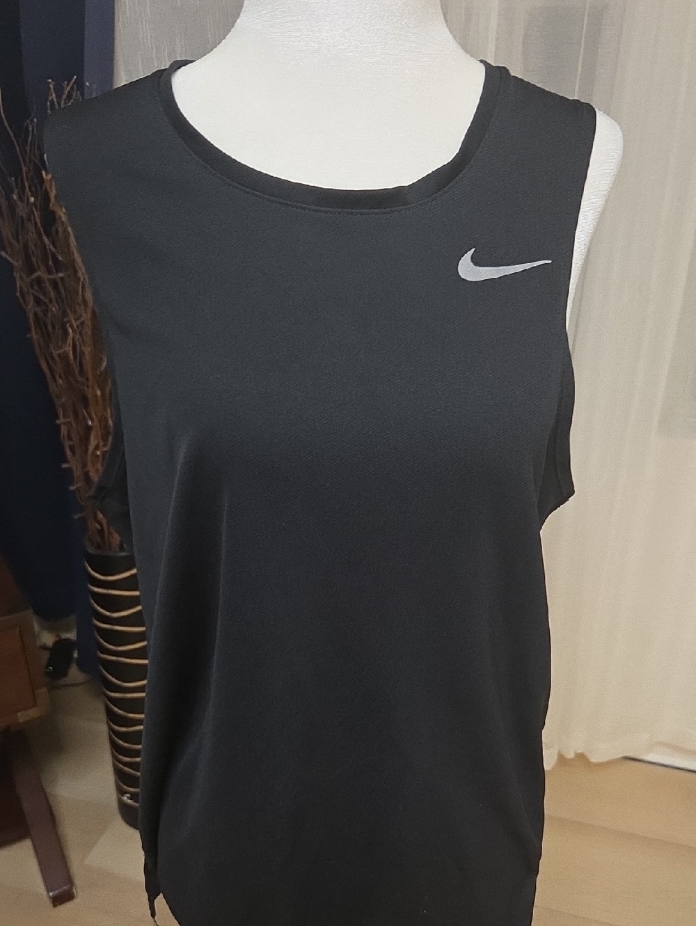 Nike Black Athletic Sleeveless Tank with Reflective Swoosh